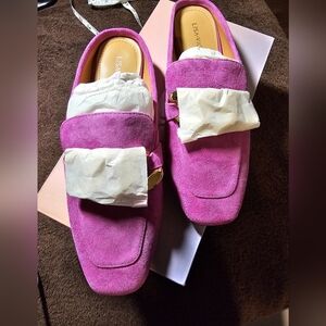 NIB LISA VICKY SUEDE ZIPPY-V ORCHID MULE SIZE 7M